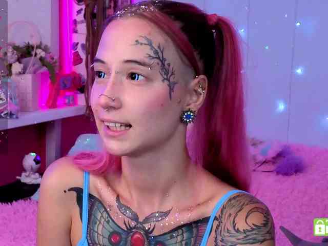 Ne_Sonia webcam