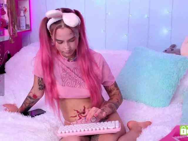 Ne_Sonia webcam