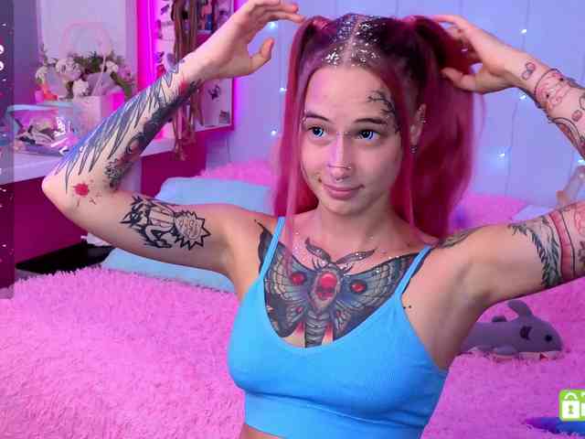 Ne_Sonia webcam
