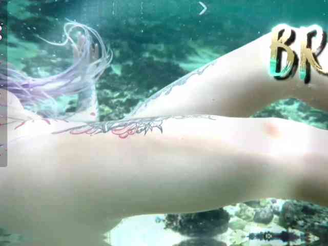 Ne_Sonia webcam