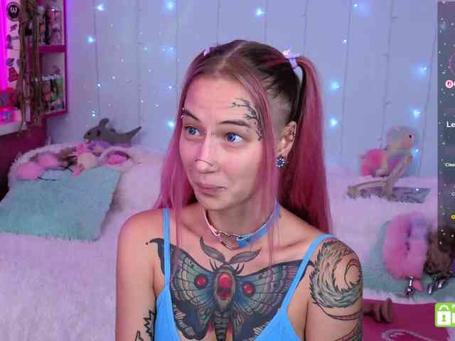 Ne_Sonia webcam