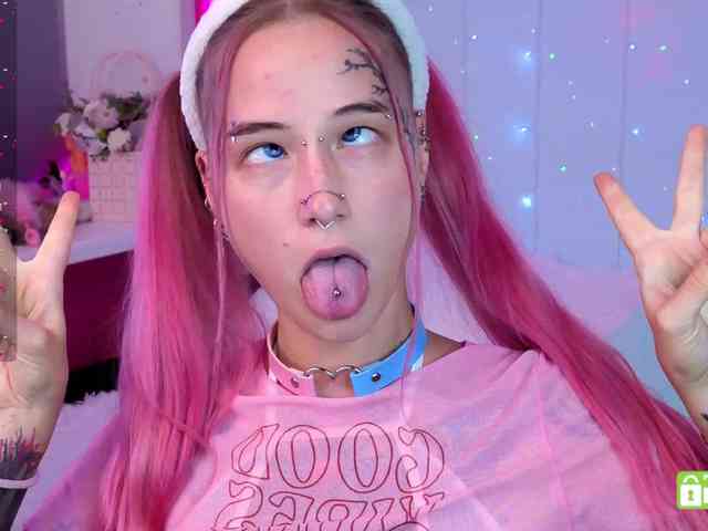 Ne_Sonia webcam