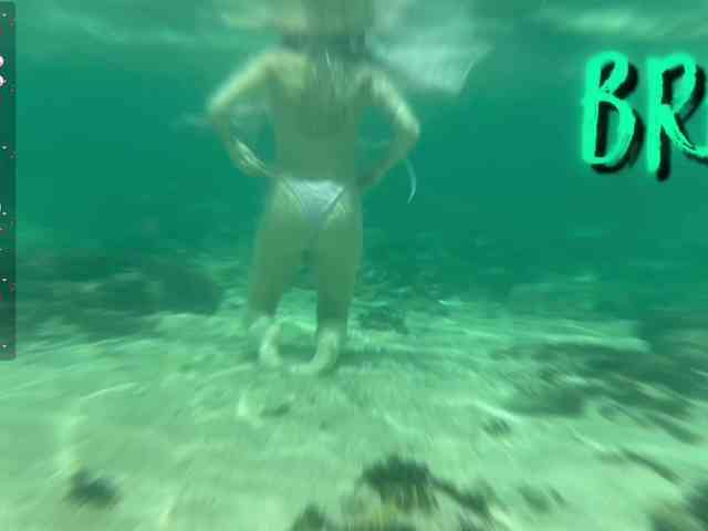 Ne_Sonia webcam