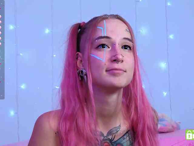 Ne_Sonia webcam
