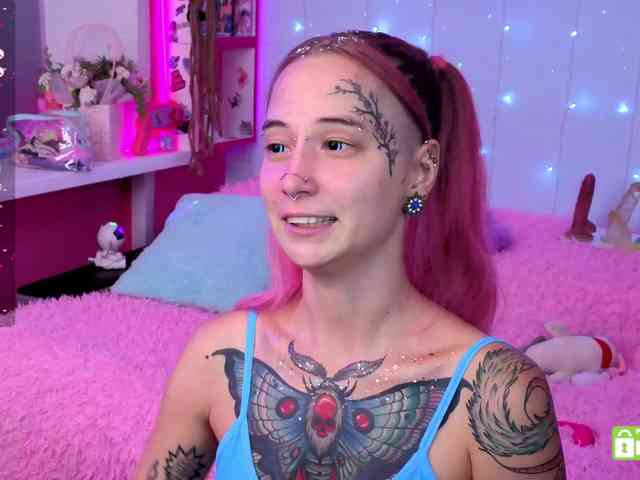 Ne_Sonia webcam