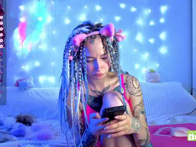 Anuskatz webcam
