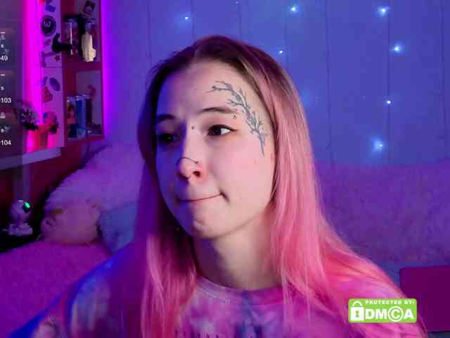 Anuskatz Live Webcam on BongaCams