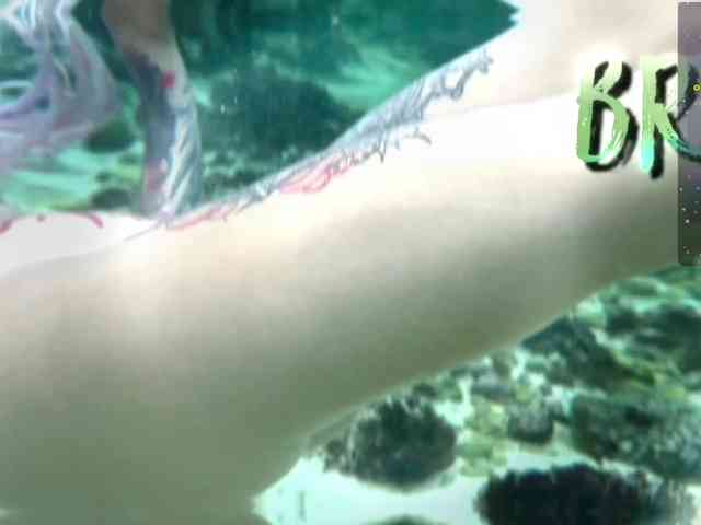 Ne_Sonia webcam