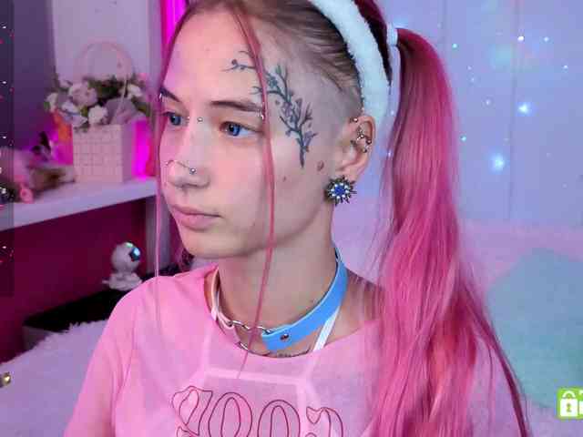 Ne_Sonia webcam