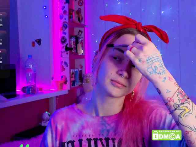 Anuskatz Live Webcam on BongaCams