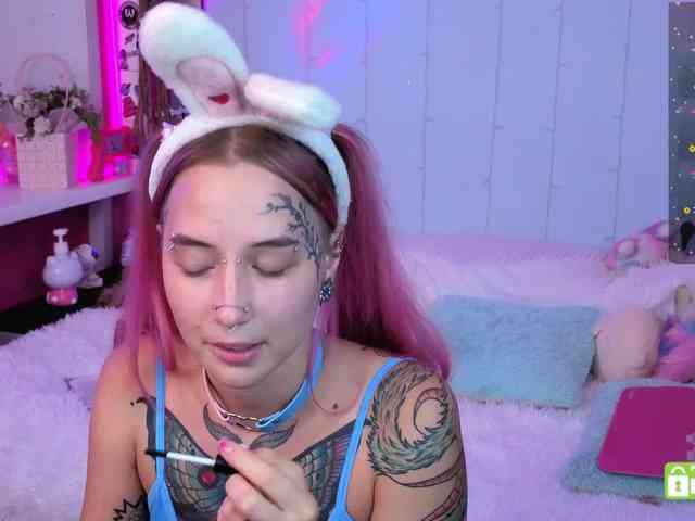 Ne_Sonia webcam