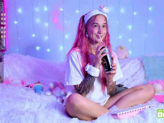 Ne_Sonia webcam