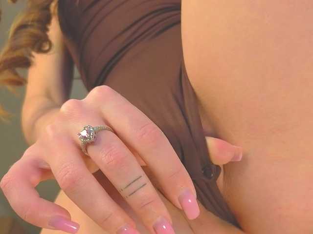 lili-roze's BongaCams show and profile