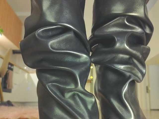 lili-roze's BongaCams show and profile