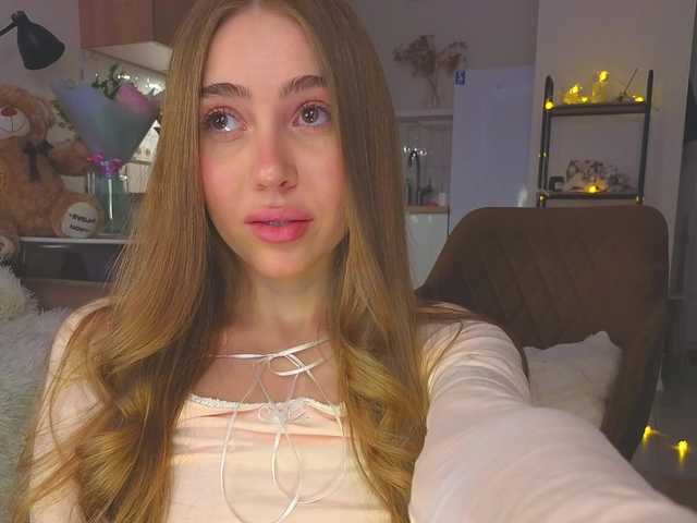 lili-roze's BongaCams show and profile