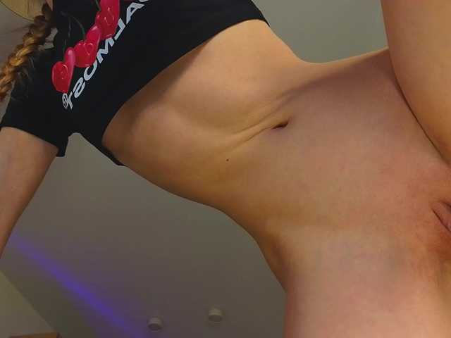 lili-roze's BongaCams show and profile