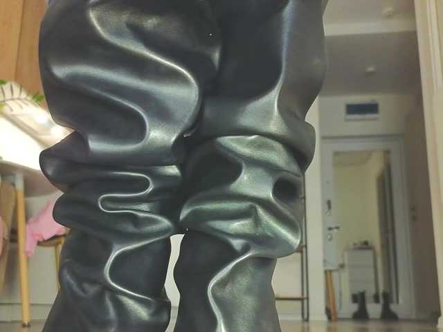 lili-roze's BongaCams show and profile