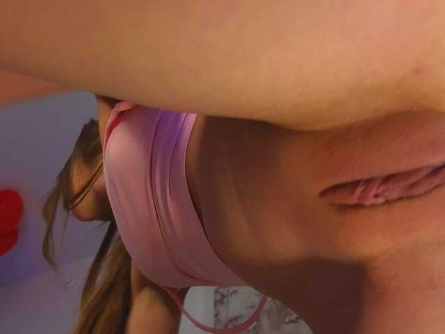 lili-roze's BongaCams show and profile