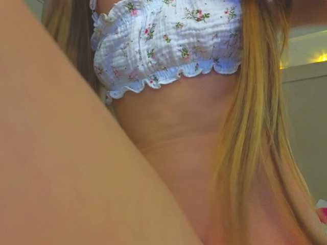 lili-roze from BongaCams is Freechat