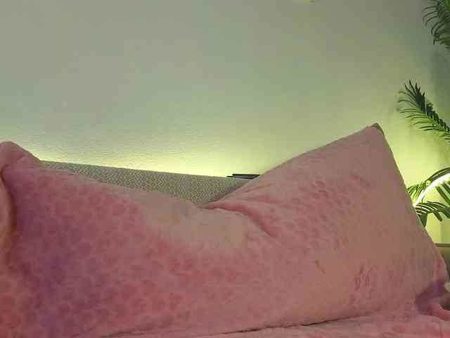 lili-roze webcam