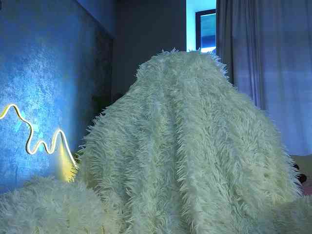 lili-roze Live Webcam on BongaCams