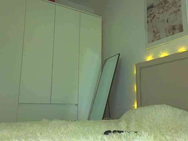 lili-roze Live Webcam on BongaCams