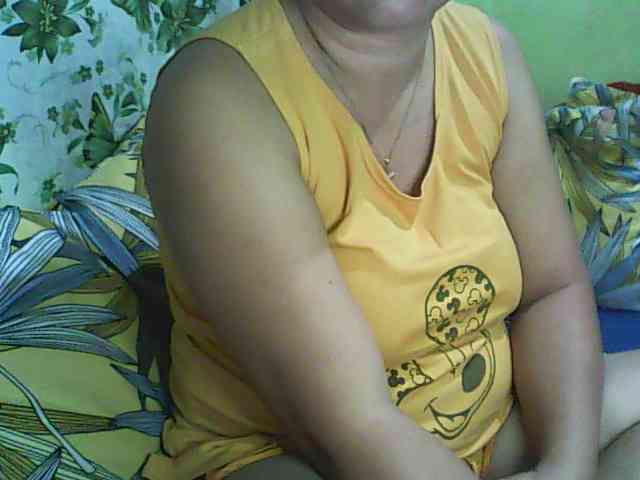 Prettylicious webcam