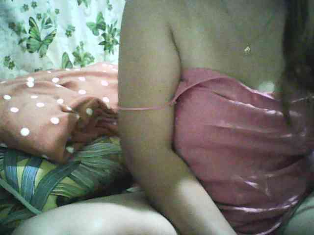 Prettylicious webcam