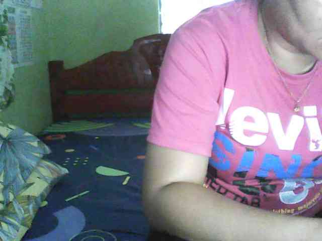 Prettylicious webcam