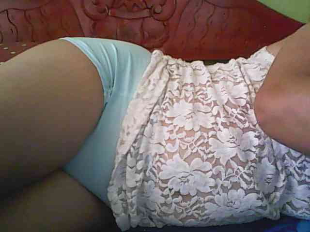 Prettylicious webcam