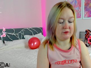 Sara-Moor Porn Show