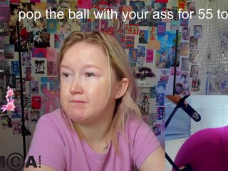 Sara-Moor Porn Show