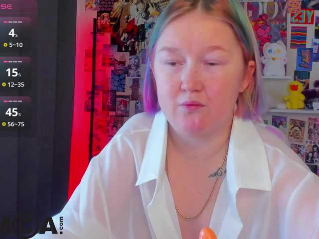 Sara-Moor's BongaCams show and profile