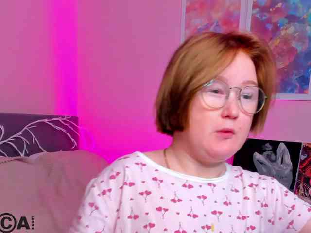 Sara-Moor Live Webcam on BongaCams
