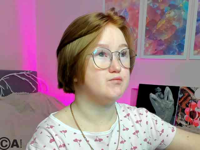 Sara-Moor Live Webcam on BongaCams