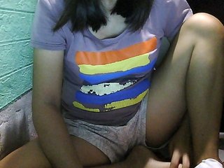 Yummyflirttits69 Porn Show