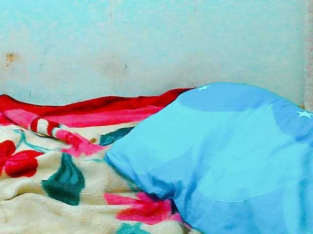 Preview of yummyflirttits69