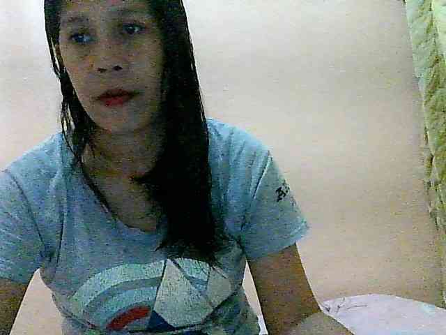 Yummyflirttits69 webcam