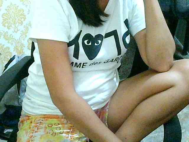 Yummyflirttits69 webcam