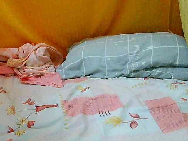 Yummyflirttits69 webcam