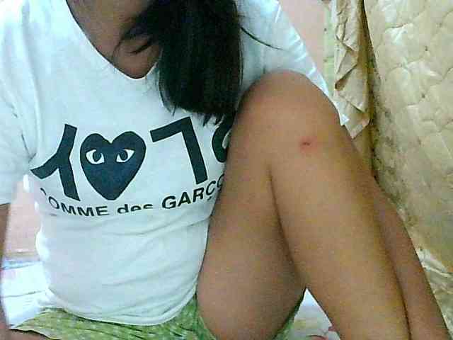 Yummyflirttits69 webcam