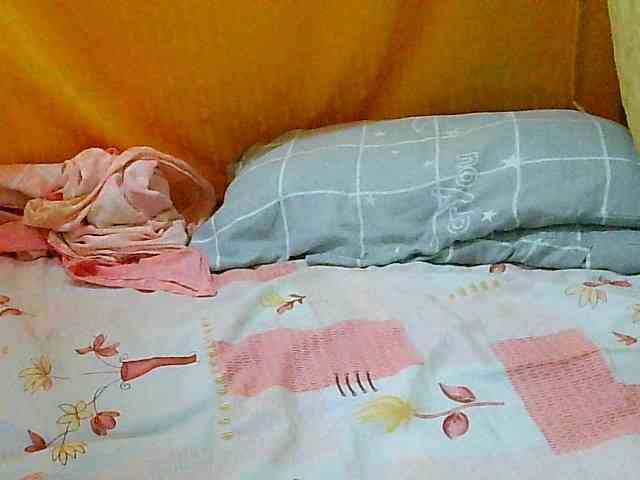 Yummyflirttits69 webcam