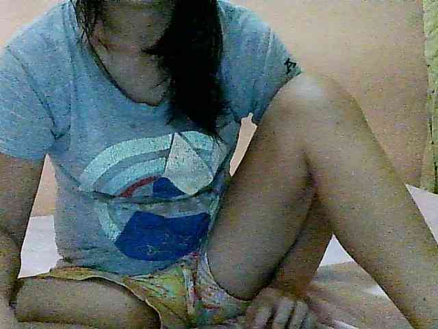 Yummyflirttits69 webcam