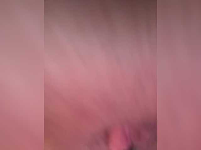 Amber-Lorinda's BongaCams show and profile