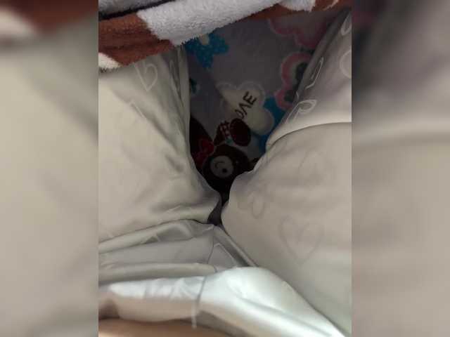 Amber-Lorinda's BongaCams show and profile