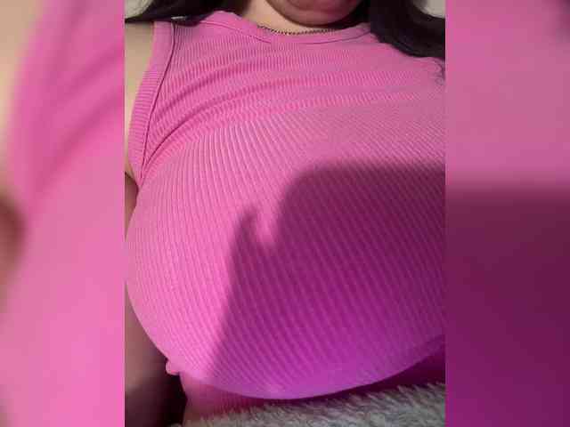 Amber-Lorinda webcam