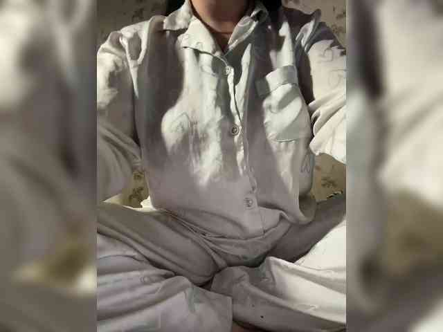 Amber-Lorinda webcam