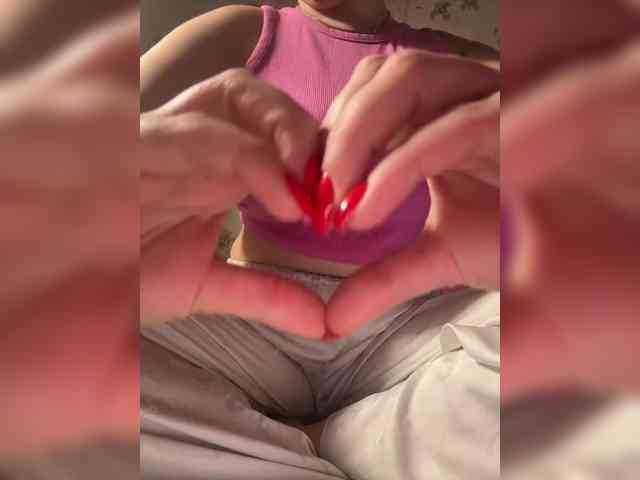 Amber-Lorinda webcam