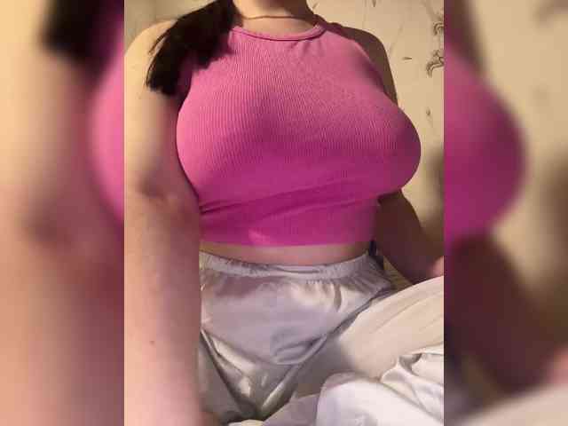 Amber-Lorinda webcam