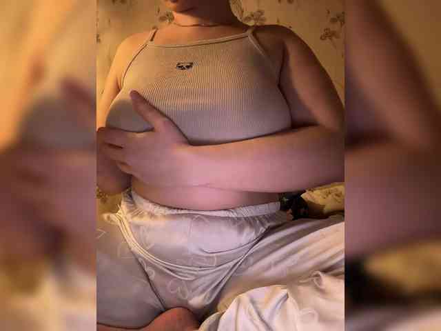 Amber-Lorinda webcam